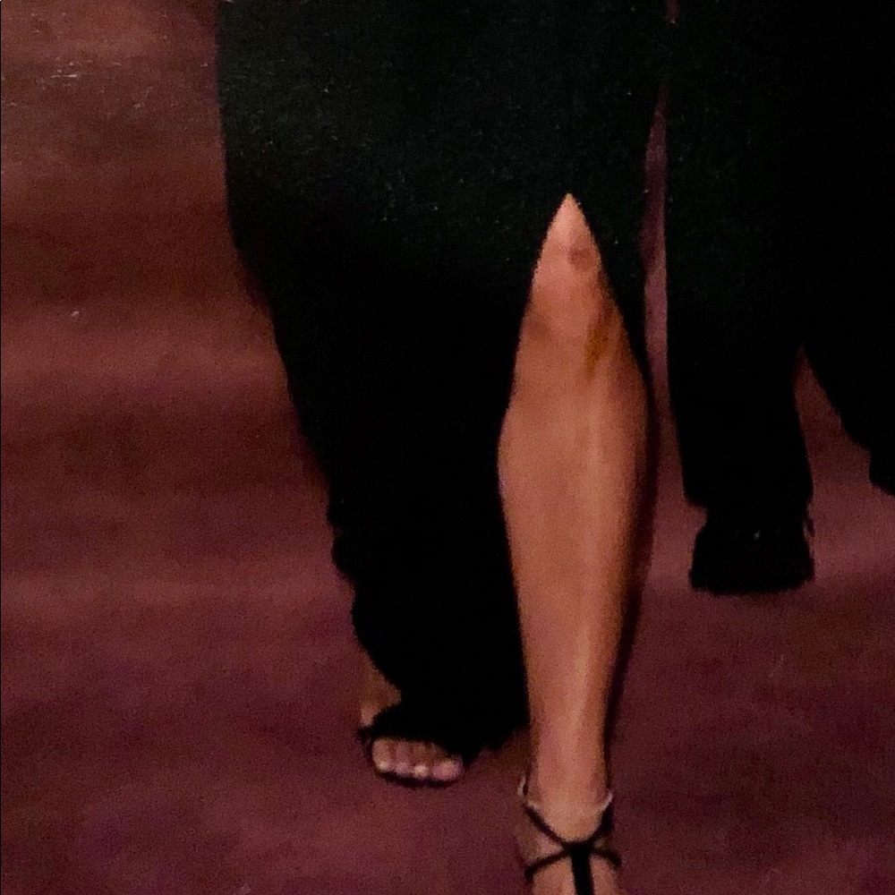 Black Formal Gown - Picture 4 of 5